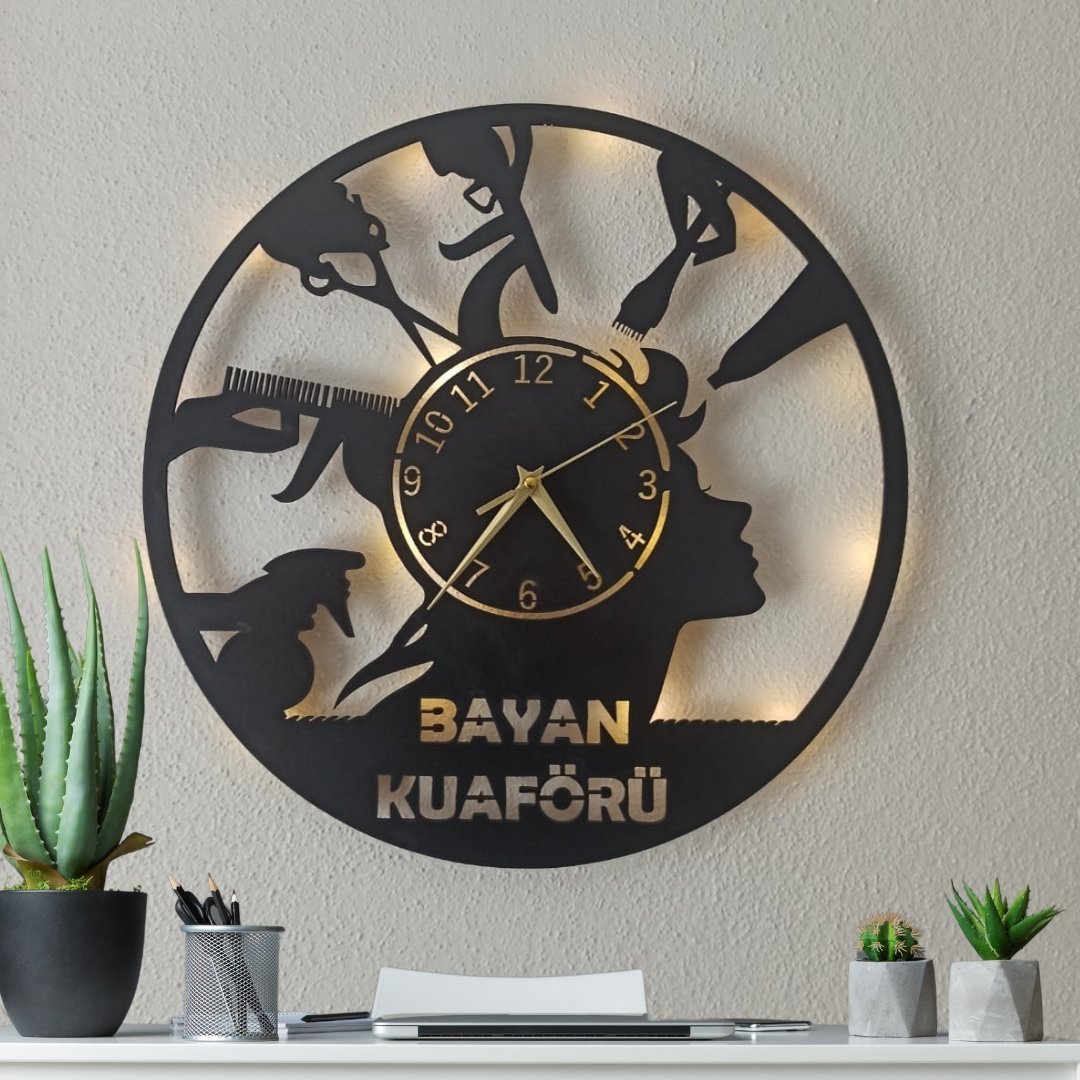 adsiz-tasarim-2024-12-08t153703-956 Bayan Kuaförlerine Özel İsimli ve Işıklı Duvar Saati - Görsel 1