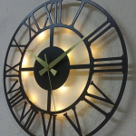 Roma Rakamlı Işıklı Duvar Saati - Şık ve Dekoratif Tasarım - Görsel 2