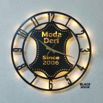 Deri Firmalarına Özel Işıklı Duvar Saati Tasarımı 50x50 cm - Görsel 4