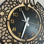 Allah Yazılı Dekoratif Işıklı Duvar Saati – Şık ve Modern - Görsel 4