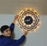 Sekizgen Tasarımlı Işıklı Duvar Saati 40x40 cm - Görsel 2