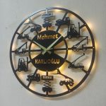 Kişiye Özel Işıklı İş Makineleri Duvar Saati – Şık ve Modern 50x50 cm - Görsel 3