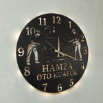 Oto Kuaförlere Özel LED Işıklı Dekoratif Duvar Saati 50x50 cm - Görsel 2