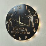 Oto Kuaförlere Özel LED Işıklı Dekoratif Duvar Saati 50x50 cm - Görsel 3