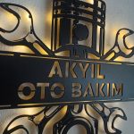 Oto Bakım Tasarımlı İsimli ve Işıklı Duvar Dekoru 50x50 cm - Görsel 4